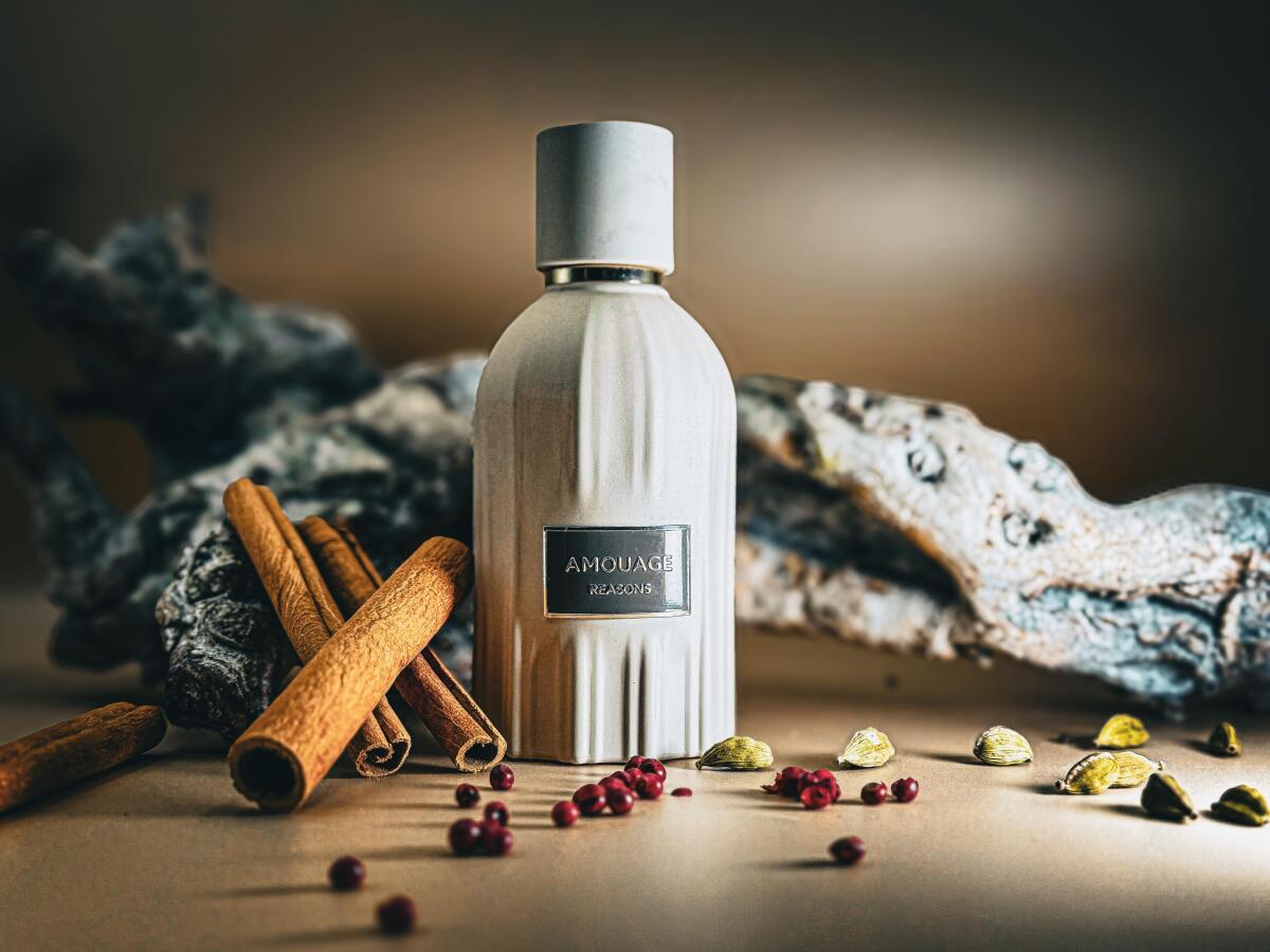 น้ำหอม Amouage Guidance 46 Lin - Parfum Extrait Oil บทวิจารณ์และราคา